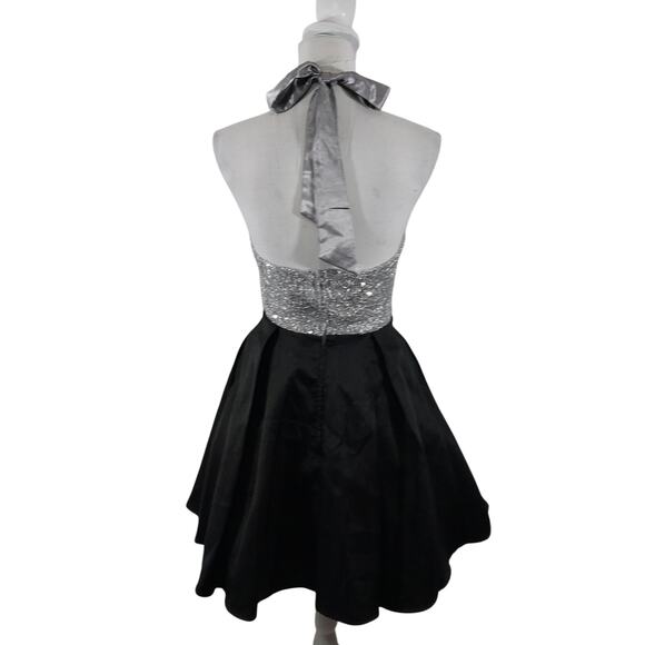 B. DARLIN! LUXE BLACK SATIN & SILVER SEQUINNED HALTER TIE BODICE DRESS! SZ 5/6 - Picture 6 of 11